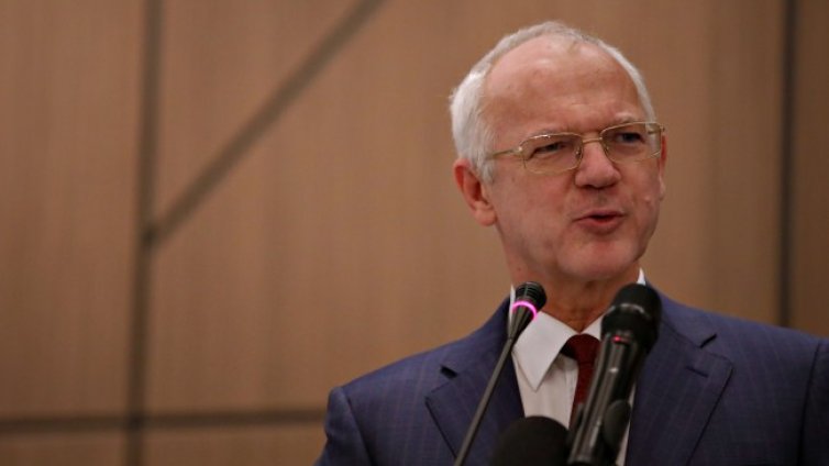 Велев: Нужни са компенсации за високите цени на тока