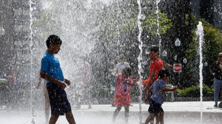Англия въвежда режим на водата
