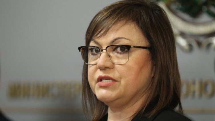 Нинова за Слави: ИТН в 3 парламента разбиваха възможността за стабилност и за сигурност