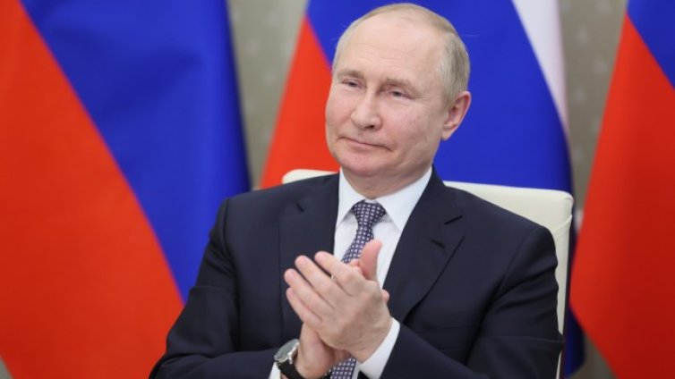 Животът на семейството на Путин - балет, корупция и армия от охранители