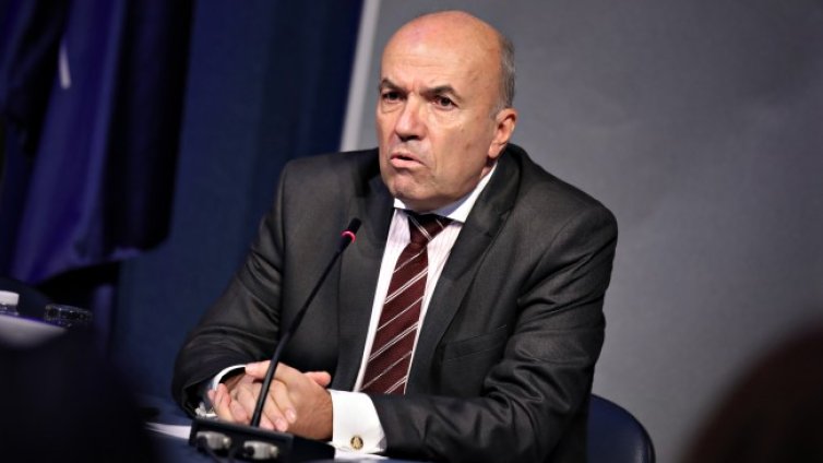 Министър Милков: Няма пряка опасност от разделяне на ЕС