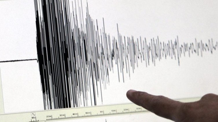 Земетресение с магнитуд 5,7 разлюля Иран