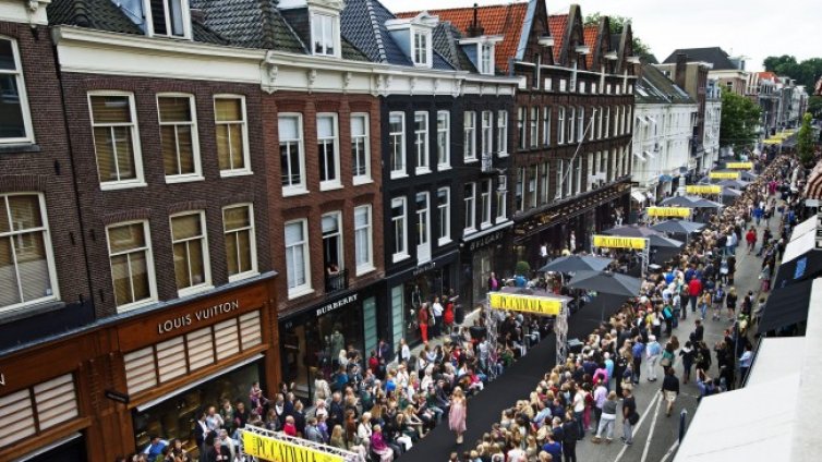 Нидерландия въвежда таван за газа и тока