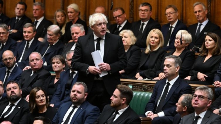 Борис Джонсън си връща премиерския пост