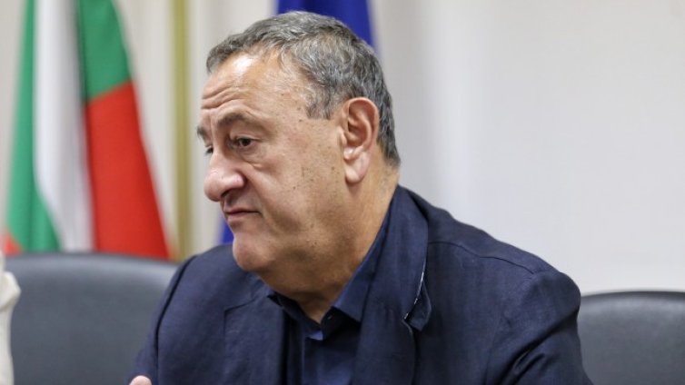 Как да изберем надеждна фирма, ако купуваме имот на зелено