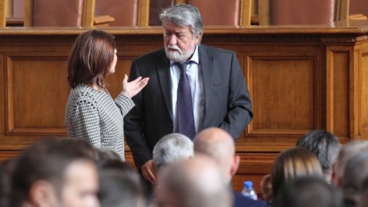 Иво Атанасов от ПП заплаши Рашидов, че ще поиска оставката му