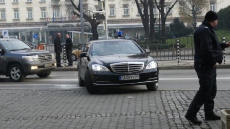 Служители на НСО ще бъдат подлагани на детектор на лъжата