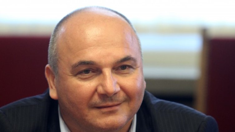 Дацов: Ние реално сме въвели еврото