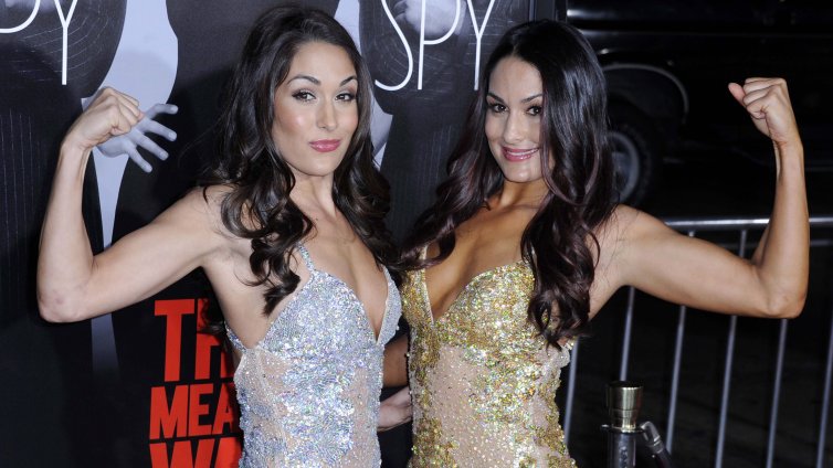 Ники Бела заби 20 години по-млад от нея спортист