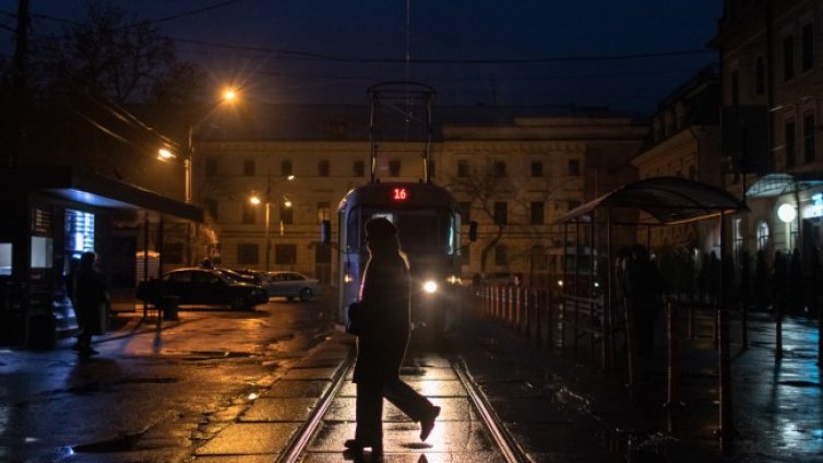 Сняг и градуси под нулата в Киев, милиони са без ток и отопление 