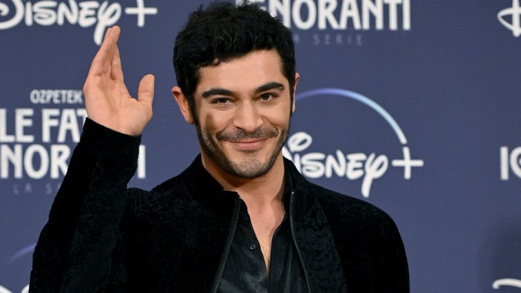 Звезда от турски тв сериал се е дрогирал с кокаин и трева 