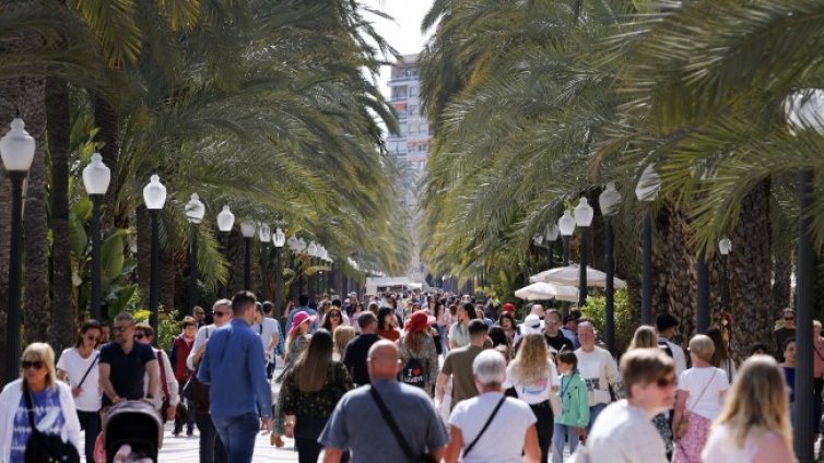 Испания възстановила туризма си след ковид пандемията