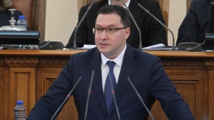 ГЕРБ: Русия да не използва Московската патриаршия за политика