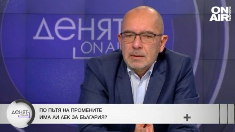 Д-р Константинов: Политиците са отражение на обществото