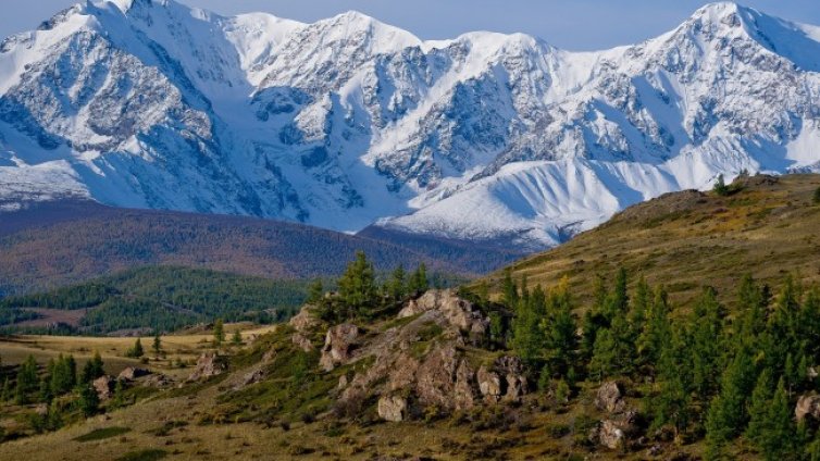 В петък остава топло с максимални температури между 12&deg; и 17&deg;