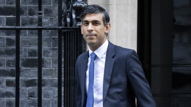 Сунак обяви проверка на председателя на консерваторите