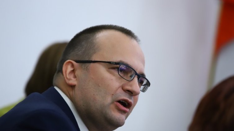 Мартин Димитров: Пред страната има два пътя