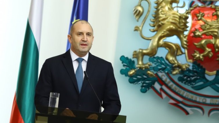 Радев: България е първата страна, която отреагира на бедствието в Турция