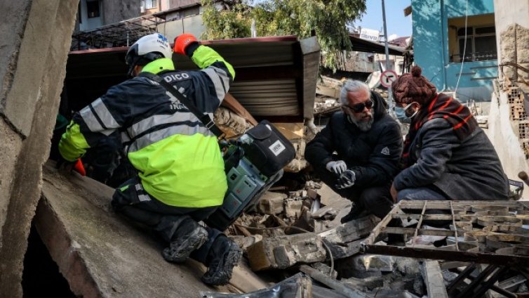 Двумесечно бебе бе извадено живо в Искендерун