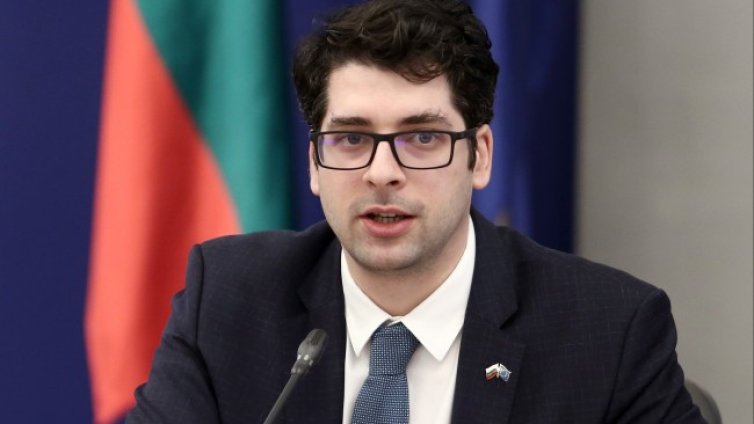 Пеканов: Еврото става все по-популярно сред гражданите на еврозоната 