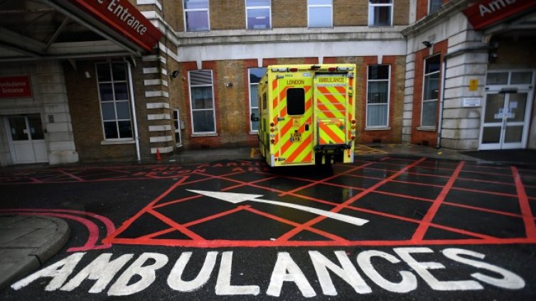 Заради закъснели линейки в Англия са починали над 500 болни