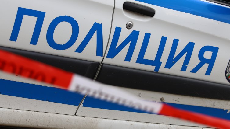 Над 50 000&euro;, злато и скъпи часовници са открити в дома на убития Владо Загатото