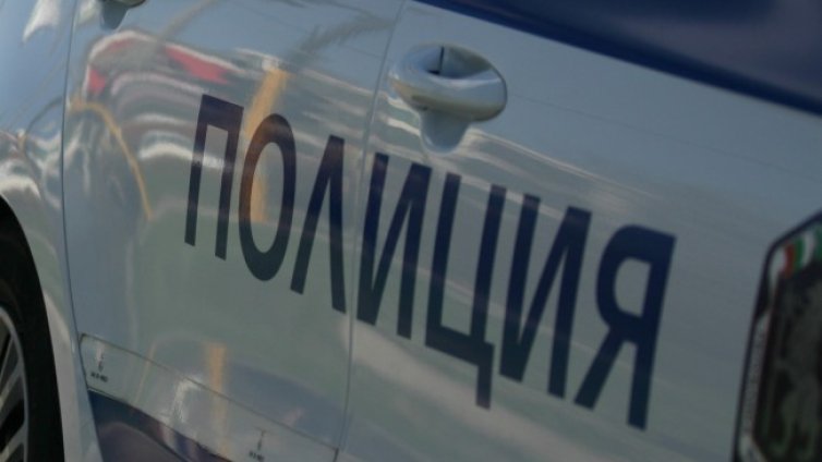 Двама в ареста заради залятата с киселина жена в Пловдив 