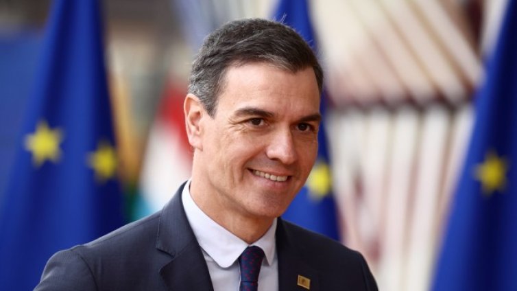 Премиерът на Испания отива в Китай