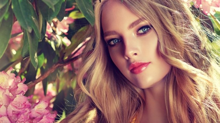 Хитове в грима за пролетта