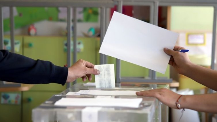 Още един пиян член на избирателна комисия, този път в Бургас