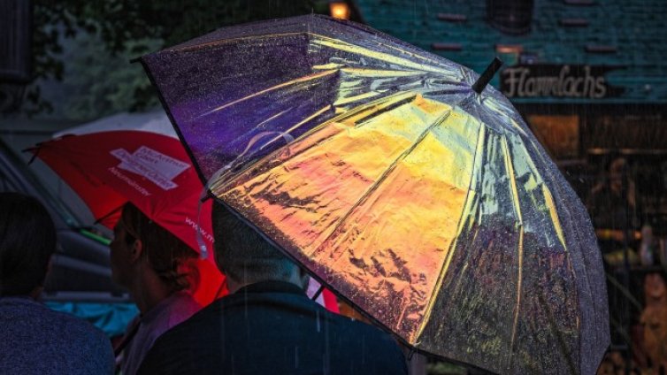 Облаци и дъжд в четвъртък, максималните температури до 12&deg;