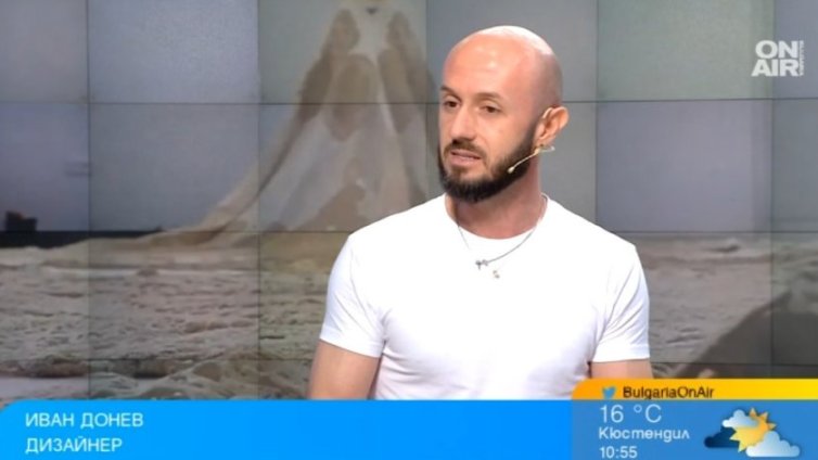 Огромна рокля от българска дантела твори дизайнера Иван Донев