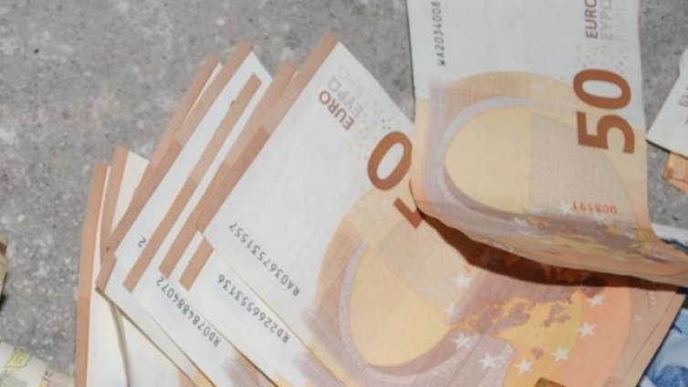 Българи с имоти в Гърция без данък тази година