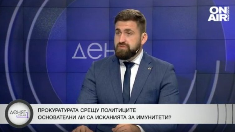 Новаков: Василев носи пълна отговорност за назначаването на Спецов