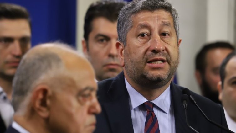 Иванов: Опитваме да променим страната