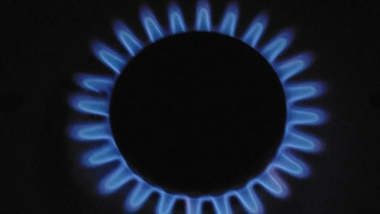 КЕВР: Цената на газа ще е с 8% по-ниска през месец юли
