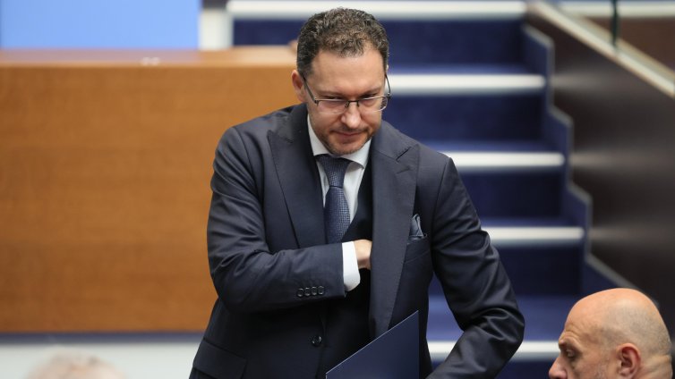 ГЕРБ-СДС: Защитата на патриарх Кирил не ни прави по-богати