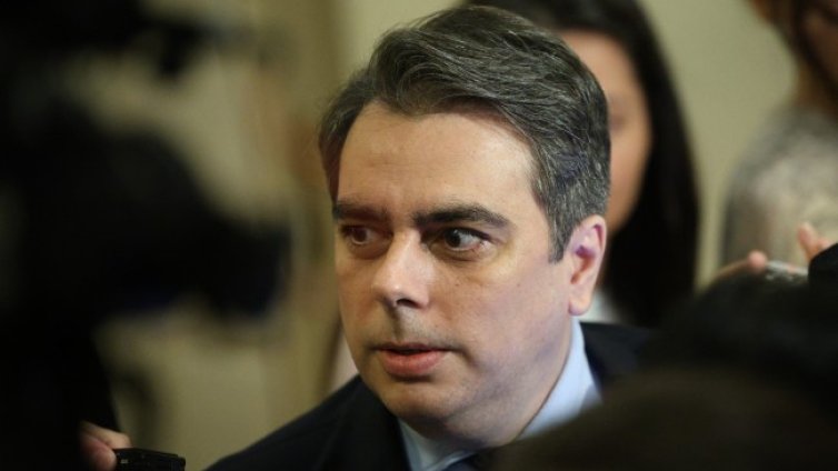 Асен Василев: Като цяло този бюджет не е революционен