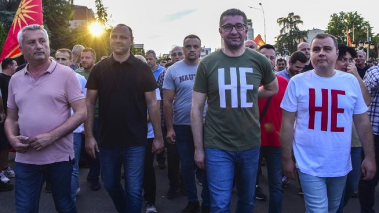 Мицкоски не вижда вариант за решение в Северна Македония