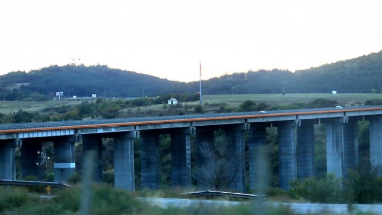 Катастрофа край тунел "Витиня", кола навлезе в насрещното