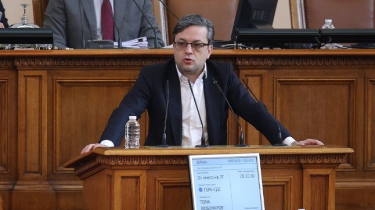 Биков: Не мисля, че културата е ценна за Асен Василев