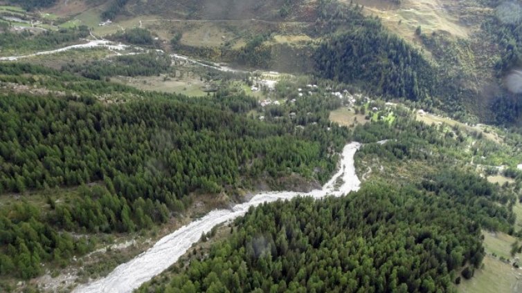 Урагани и пожари в Италия, а сега там вали и... сняг 