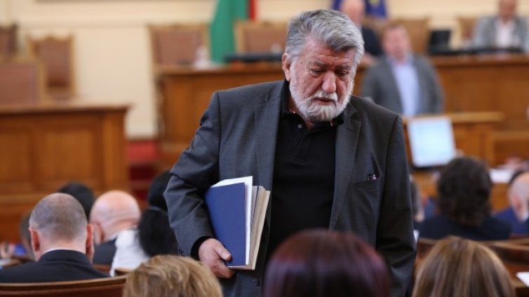 ГЕРБ искат Рашидов да напусне две комисии, но да остане депутат 