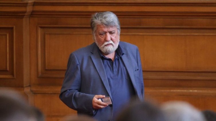 Вежди Рашидов внесе оставките си в НС