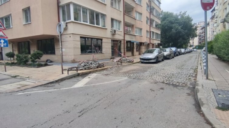 Пътищата, по които се движим: Гонки, катастрофи, занемарени ремонти