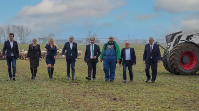 Слави: Любов преди изборите, а сега ги наричат "терористи"