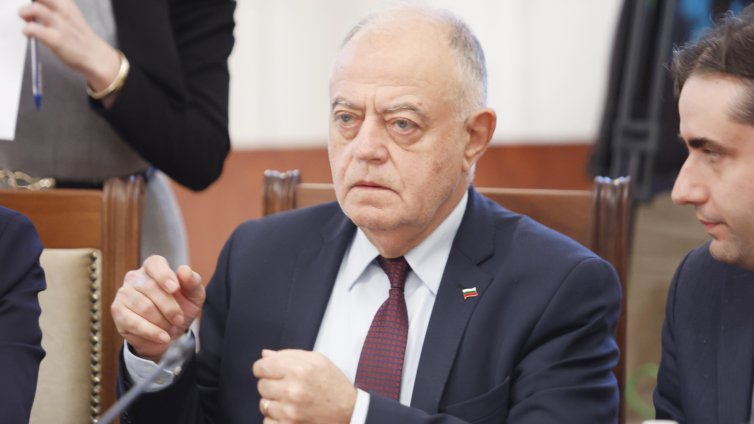 Атанасов: Кандидатът за президент трябва да евроатлантик