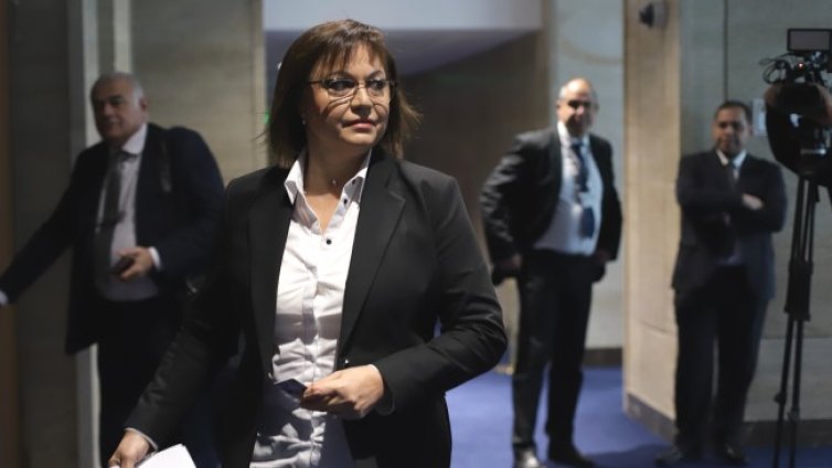 Нинова: Готови сме с мотивите за втория вот на недоверие