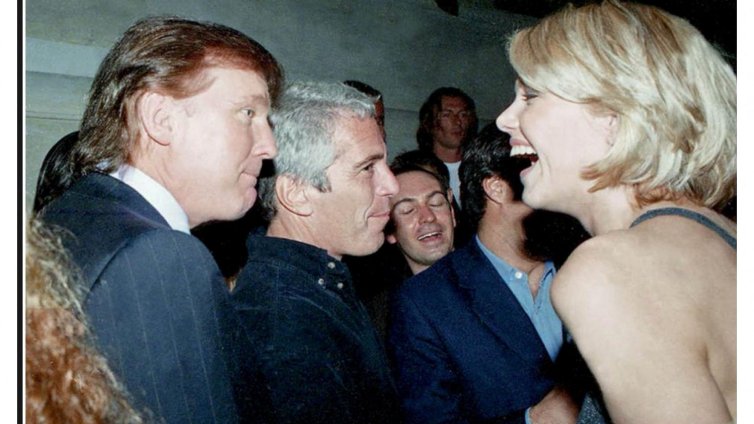 Нови разкрития: Тръмп се возил на Lolita Express в компанията на 20-годишна