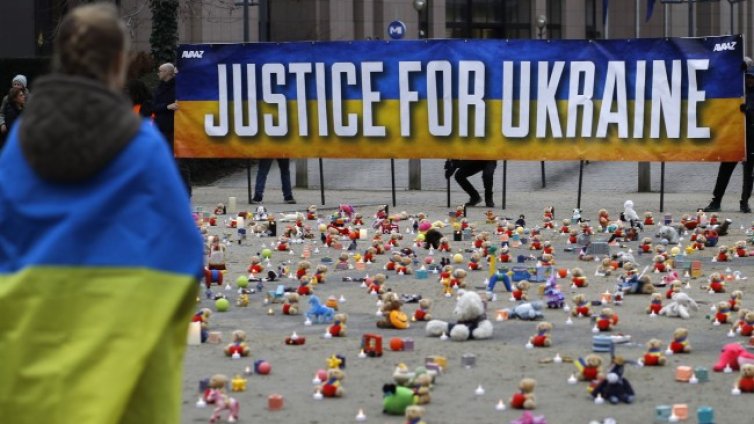 Опитаха се да заличат Маргарита: Руски политик осиновил отвлечено украинско дете 